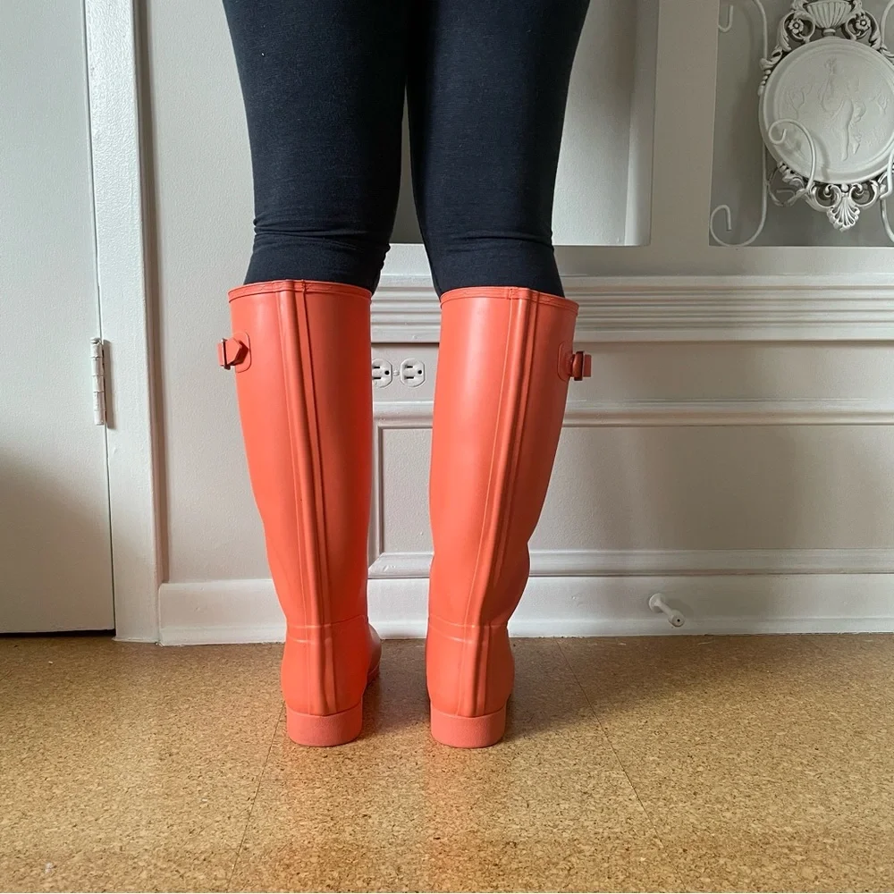 New Hunter Original refined rain boots boot orange coral pink boot size 5